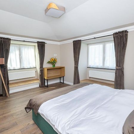 B59 Boutique Hotel Campulung Moldovenesc Luaran gambar