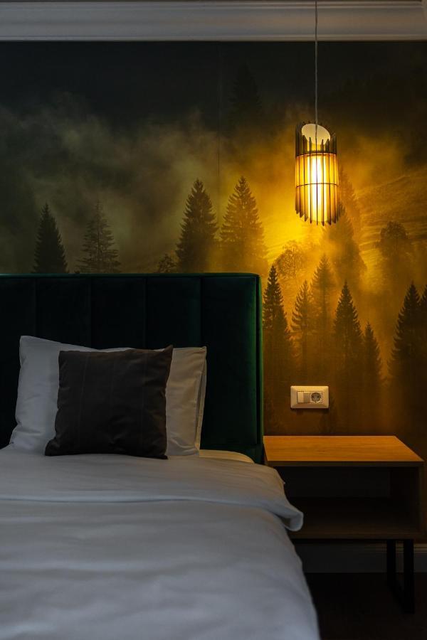 B59 Boutique Hotel Campulung Moldovenesc Luaran gambar