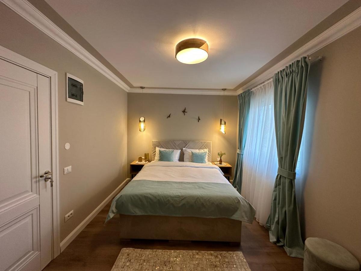 B59 Boutique Hotel Campulung Moldovenesc Luaran gambar