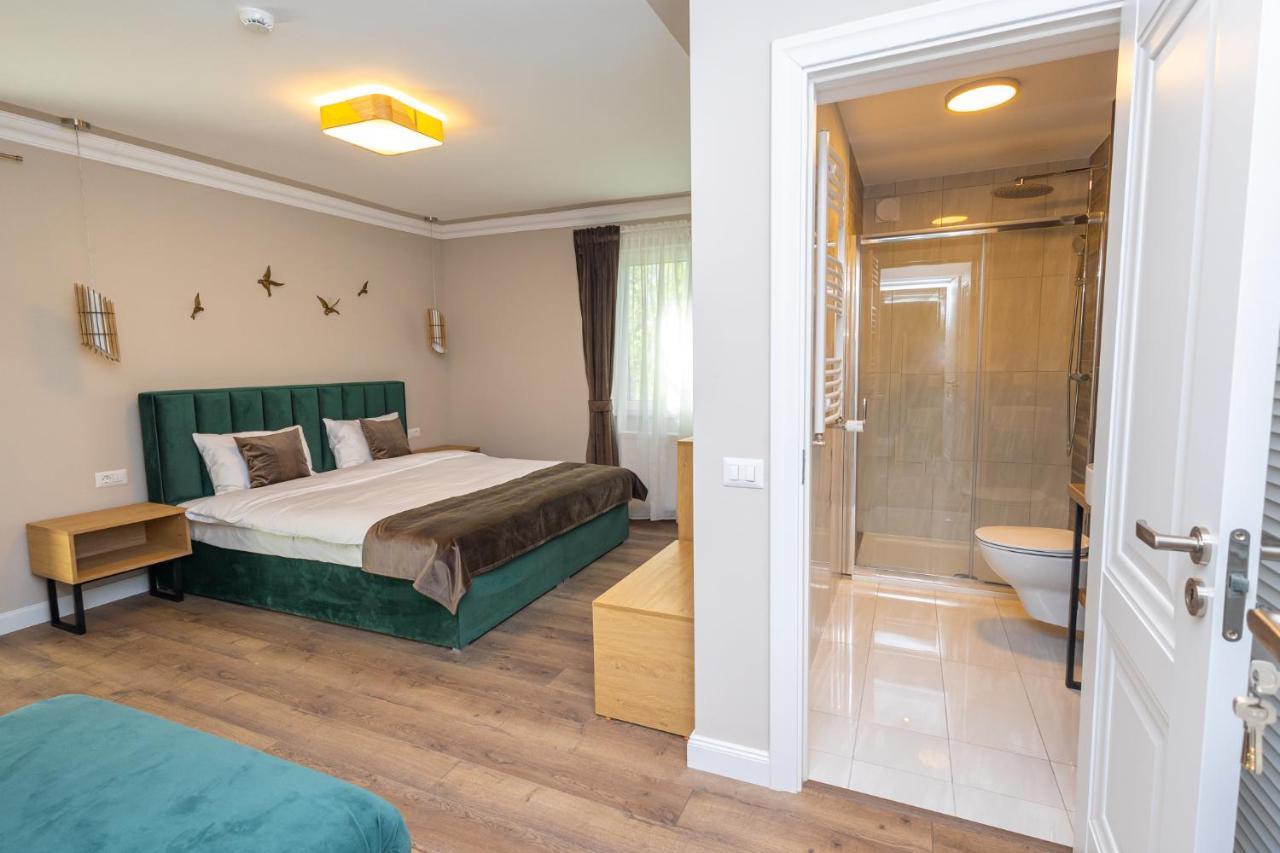 B59 Boutique Hotel Campulung Moldovenesc Luaran gambar